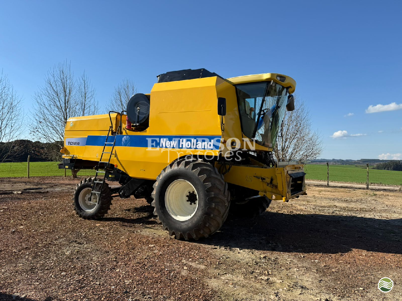 COLHEITADEIRA NEW HOLLAND TC 5090 Emerson Tratores PONTA GROSSA PARANÁ PR